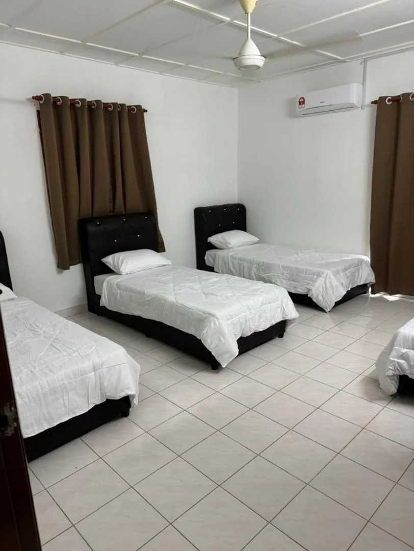 Resident room at Serene Skies Bandar Sunway